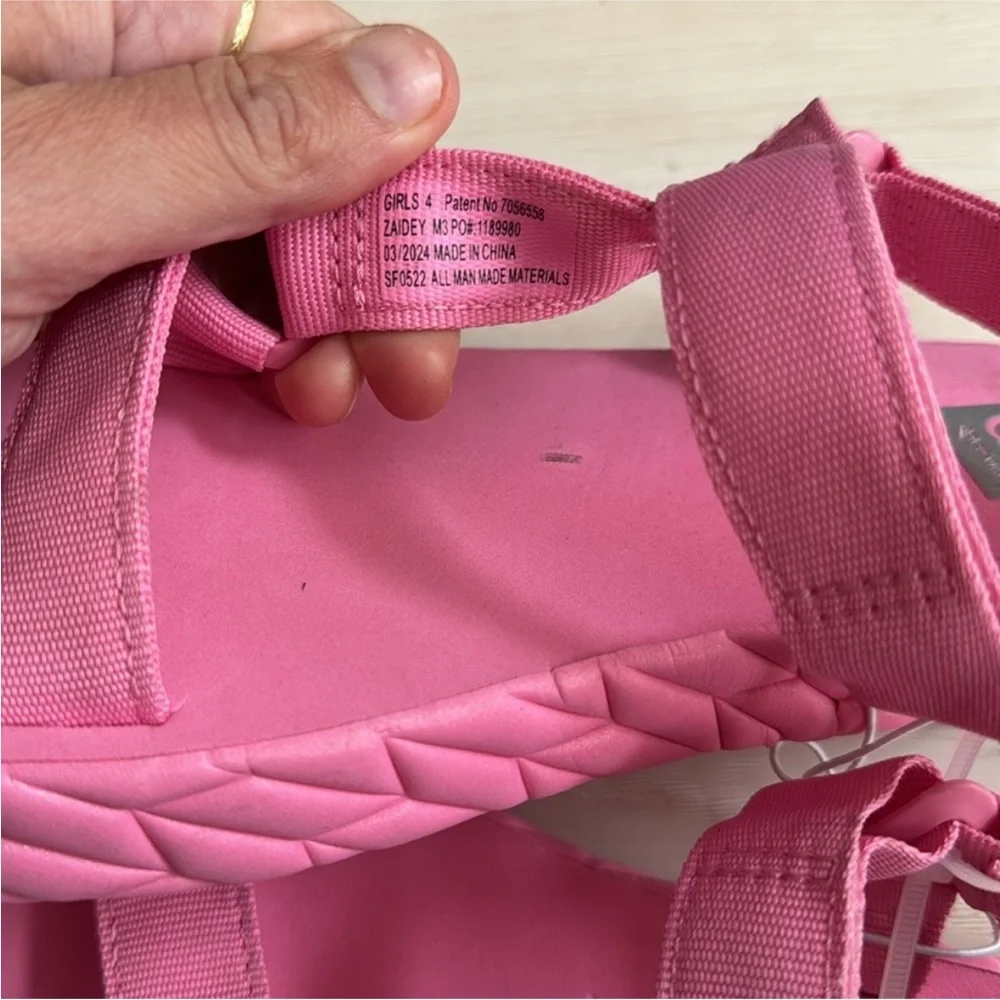 Dolce Vita Kids Zaidey Sandal | Bright Pink Sporty Platform | Girls Size 4